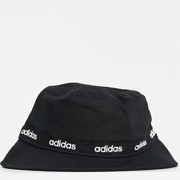 NWOT Adidas Bucket Hat - Picture 1 of 1